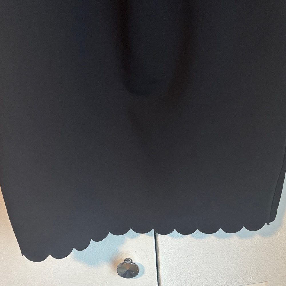 Topshop Black Scalloped Mini Dress - Picture 6 of 8